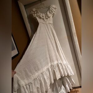 Vintage White Eyelet dress train wedding country 70s Lana del Rey Gunne sax